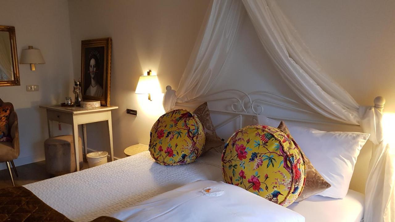 Das Kleine Hotel Iphofen, Fruehstueckszauber, No Waste, Nachhaltig, Nahe Aller Weingueter, Knauf Gips Kg Und Connekt, Kleines Secret Mit Garten & Terrassen, Tv Mirrorring, 55" Tv, Fine Dining, Hunde Willkommen エクステリア 写真