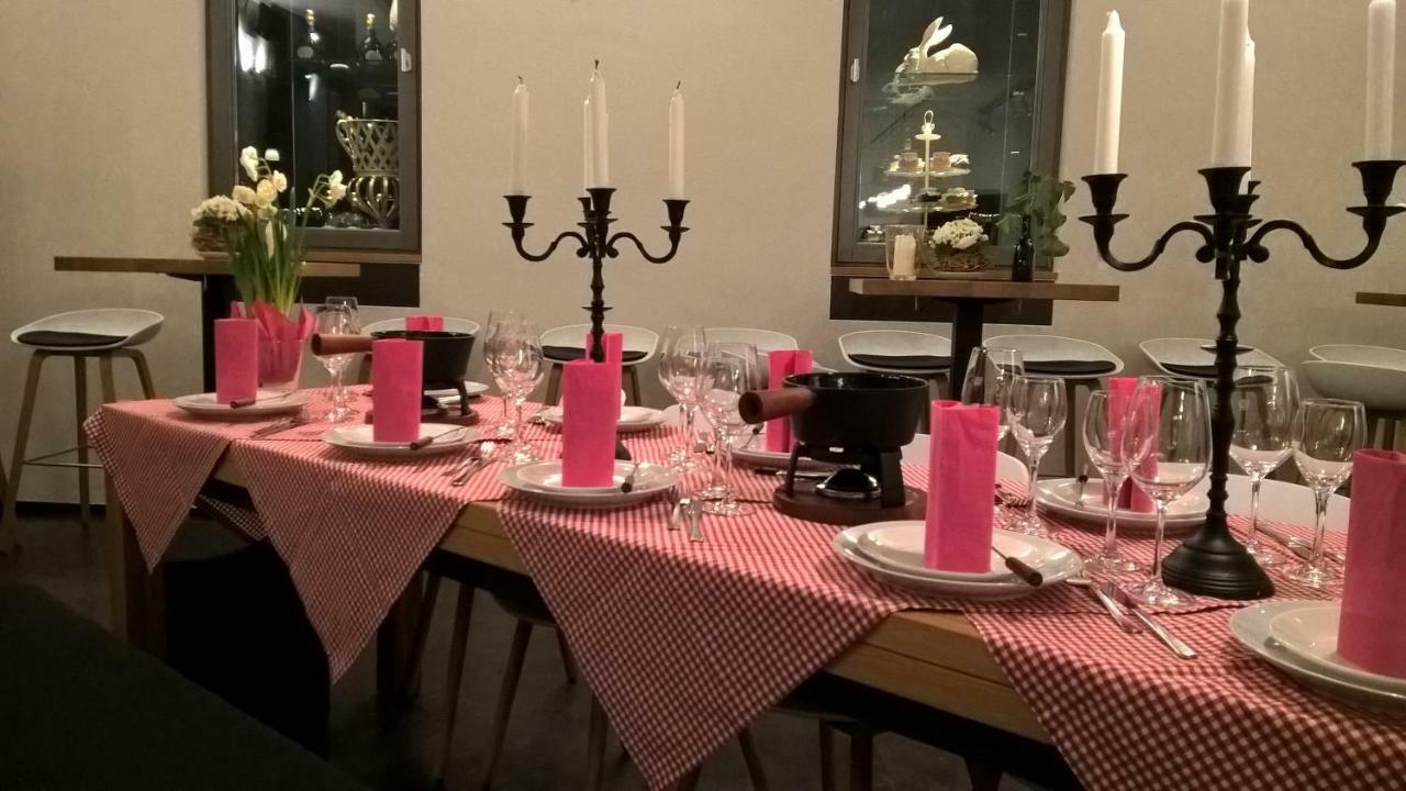 Das Kleine Hotel Iphofen, Fruehstueckszauber, No Waste, Nachhaltig, Nahe Aller Weingueter, Knauf Gips Kg Und Connekt, Kleines Secret Mit Garten & Terrassen, Tv Mirrorring, 55" Tv, Fine Dining, Hunde Willkommen エクステリア 写真