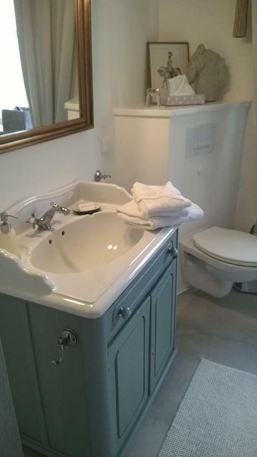 Das Kleine Hotel Iphofen, Fruehstueckszauber, No Waste, Nachhaltig, Nahe Aller Weingueter, Knauf Gips Kg Und Connekt, Kleines Secret Mit Garten & Terrassen, Tv Mirrorring, 55" Tv, Fine Dining, Hunde Willkommen エクステリア 写真